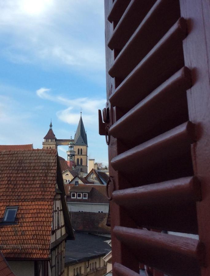 Altstadt Esslingen - Ferienwohnung- SelfCheckIn - top Lage Esslingen am Neckar Exterior foto